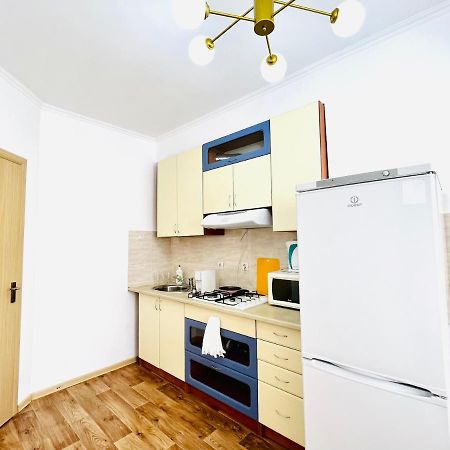 Evita Apartment Bisjkek Eksteriør billede